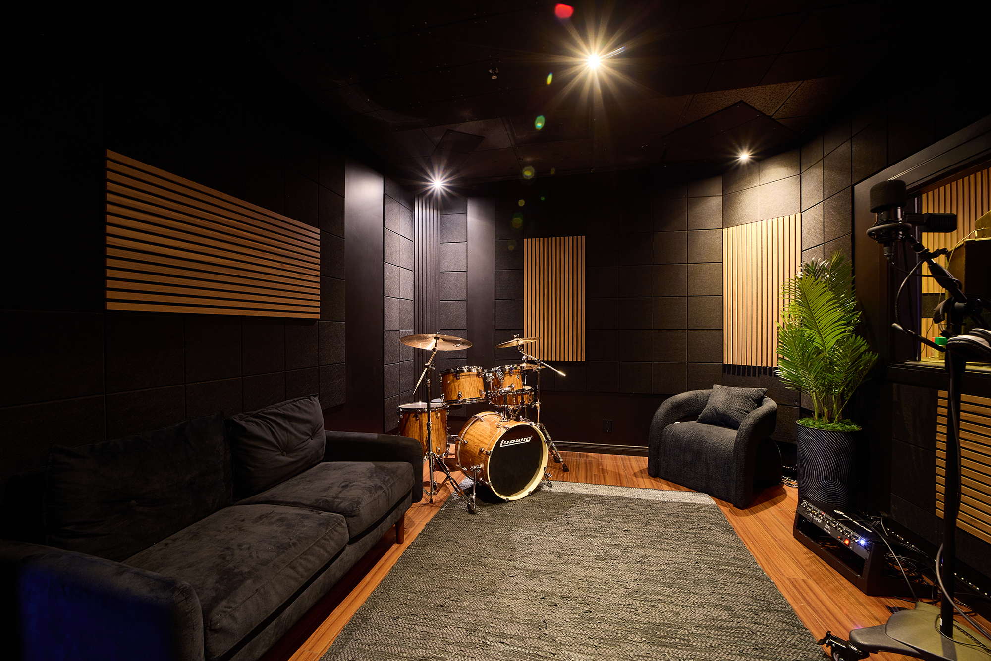 Private office space at Craft Calabasas